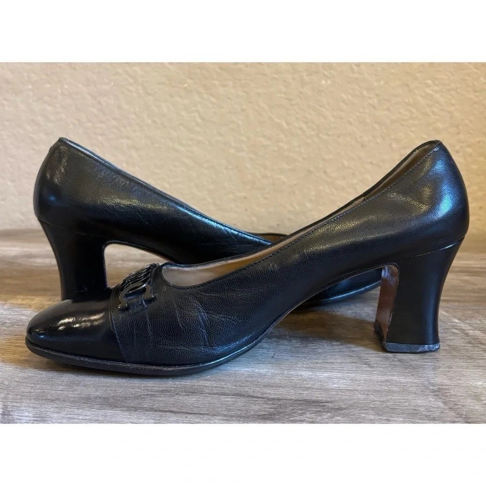 Salvatore Ferragamo Black Leather Pumps Size 7.5 B